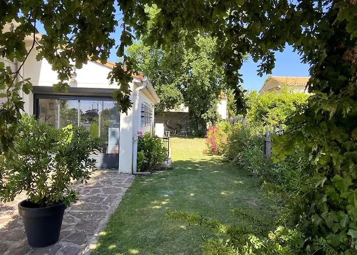 Casa de Férias Havre De Paix Quartier Du Parc Meuble De Tourisme Classee 4 Etoiles Royan